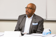 February 26, 2022: Sen. Kearney hosted a Black and Diverse Business Forum at Delaware County Community College.