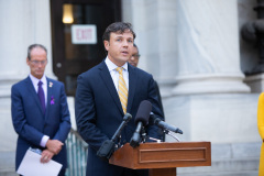 August 31, 2021: State Senators John Kane and Tim Kearney hosted an Overdose Awareness Day Vigil to honor lives lost to overdoses.