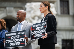 June 3, 2025: Senator Kearney joined Rep. Lisa Borowski and members of PASNAP at the Capitol to rally in support of House Bill 1460 – the version of the Health Systems Protection Act I introduced in the Senate as Senate Bill 322.