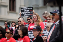 June 3, 2025: Senator Kearney joined Rep. Lisa Borowski and members of PASNAP at the Capitol to rally in support of House Bill 1460 – the version of the Health Systems Protection Act I introduced in the Senate as Senate Bill 322.