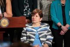 10 de abril de 2019: El senador Tim Kearney se une a sus colegas para presentar legislación para abolir el estatuto de limitaciones para una lista de delitos sexuales, independientemente de si la víctima era un niño o un adulto cuando ocurrió el crimen.