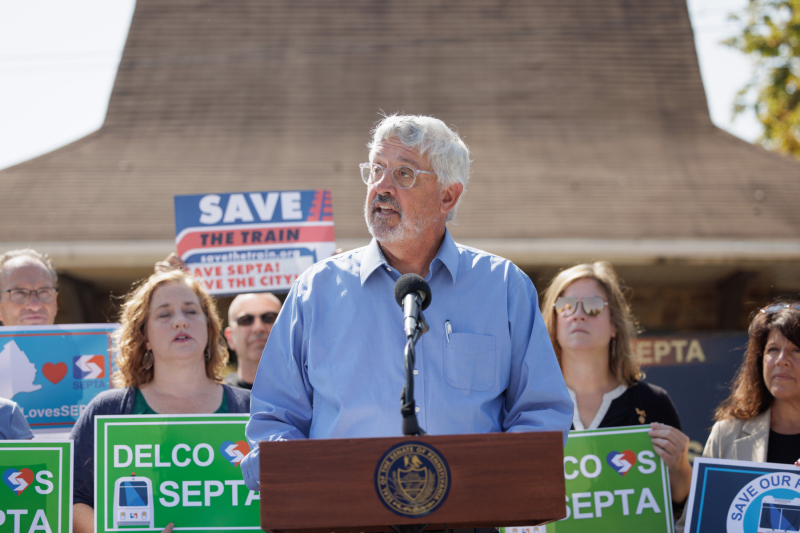September 5, 2025 – Members of the Delaware County House and Senate legislative delegations, today held a press conference at the Lansdowne Avenue Trolley Station in Drexel Hill, PA to call on Pennsylvania Senate Republicans to return to the table and negotiate a sensible state budget that protects investments in public transit and delivers critical, fair funding to K-12 schools. 