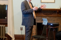 12 de febrero de 2020: El senador Tim Kearney organiza un ayuntamiento.