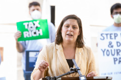 August 26, 2021: Senators Kearney and Cappelletti  held a rally in front of the Delaware County Courthouse in Media with We the People and  For Our Future to call for release of idled American Rescue Plan Funds to help the vulnerable and rebuild the economy.