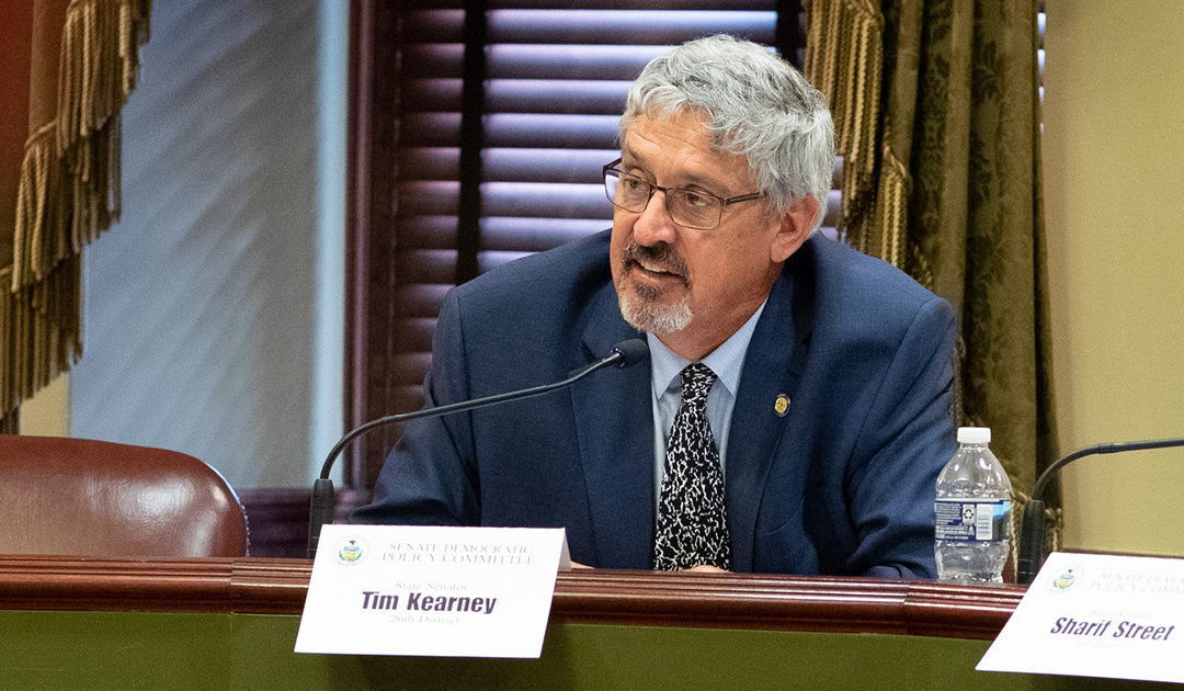 Senador Tim Kearney